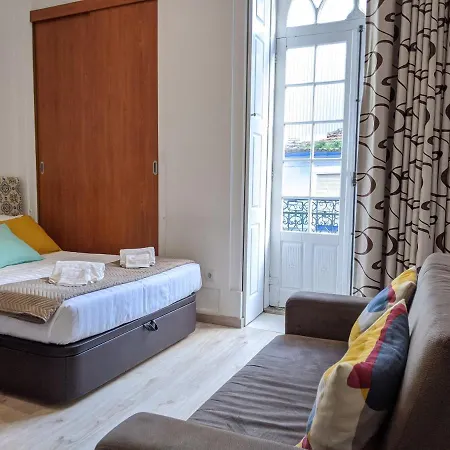 Memory-stone House דירה *